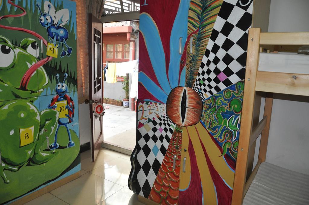 Three Legged Frog Hostel Pequim Quarto foto
